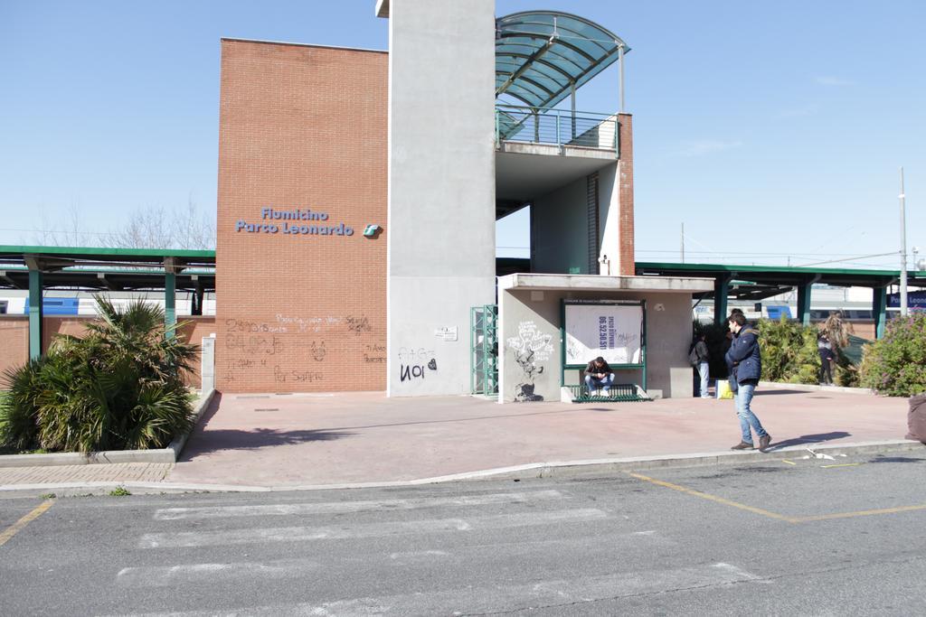 Leonardo Rome Holidays Fiumicino Luaran gambar