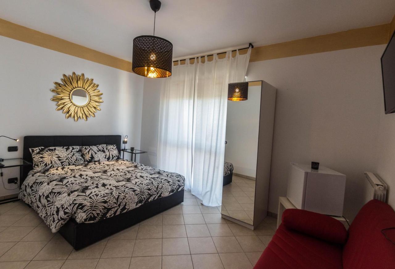 Leonardo Rome Holidays Fiumicino Luaran gambar